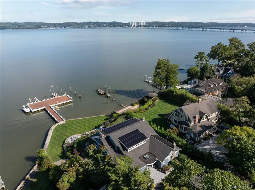 9 Voorhis Nyack NY 10960