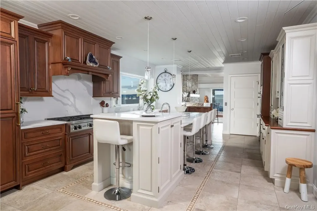 9 Voorhis Nyack NY 10960
