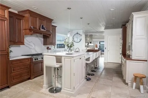9 Voorhis Nyack NY 10960