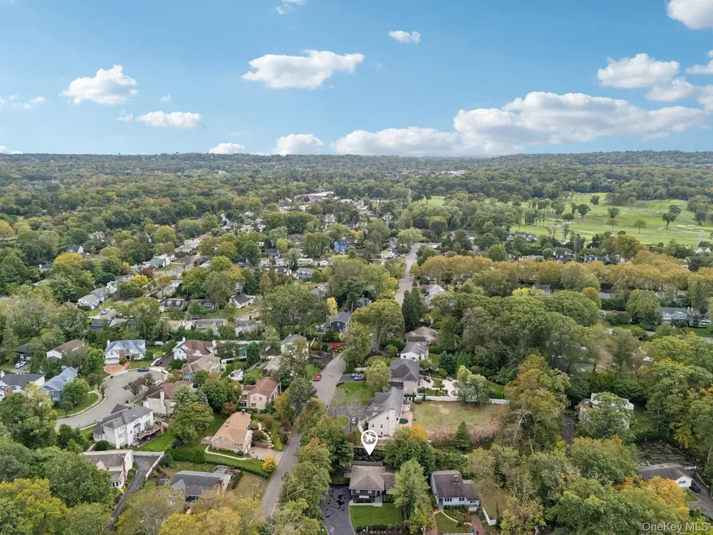 33 Scudders Lane Glen Head NY 11545
