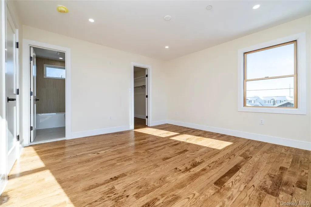 35 Ostend Road Island Park NY 11558