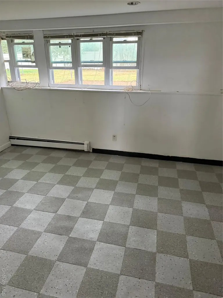 338 E Clinton Avenue Roosevelt NY 11575