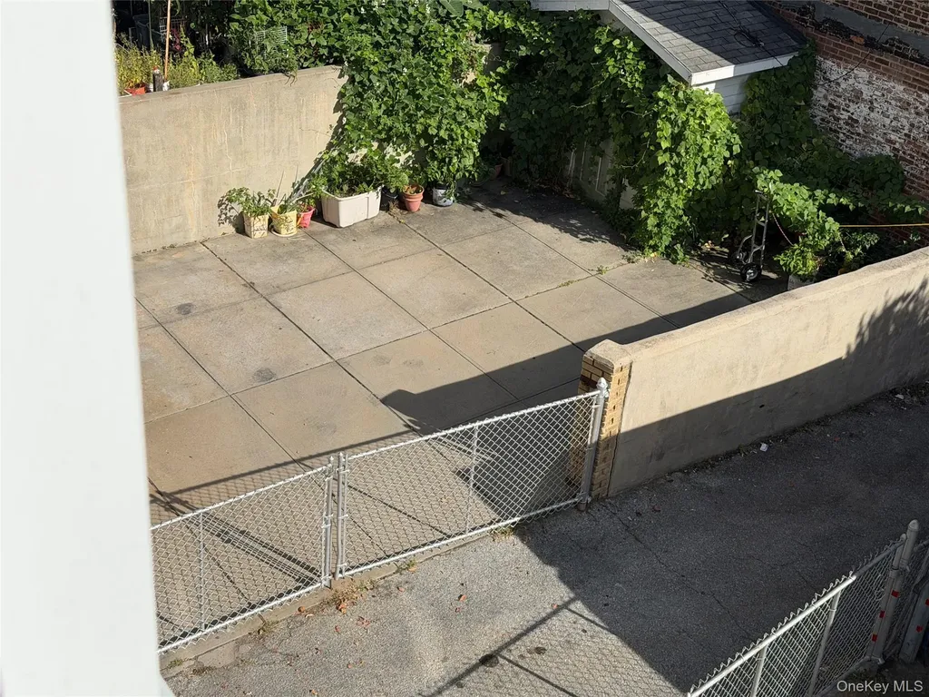 7812 95th Avenue Ozone Park NY 11416