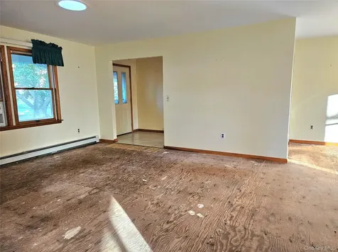 199 Shade Tree Lane Aquebogue NY 11931