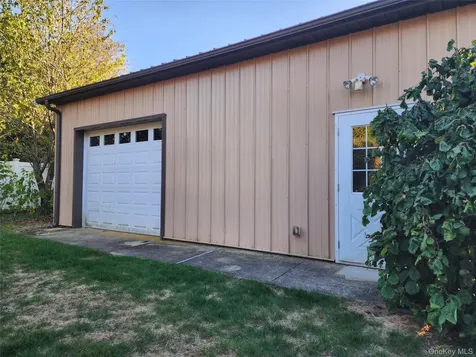 199 Shade Tree Lane Aquebogue NY 11931