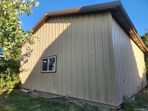 199 Shade Tree Lane Aquebogue NY 11931