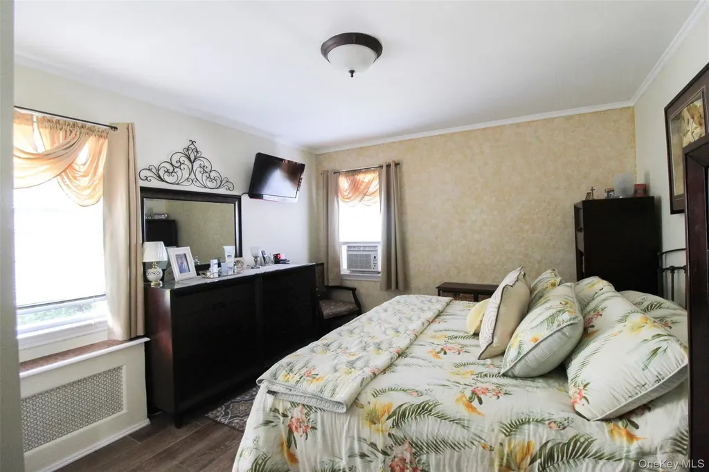 3221 Giegerich Place Bronx NY 10465