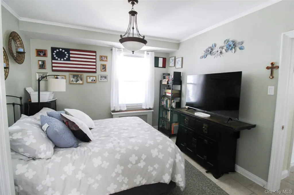 3221 Giegerich Place Bronx NY 10465