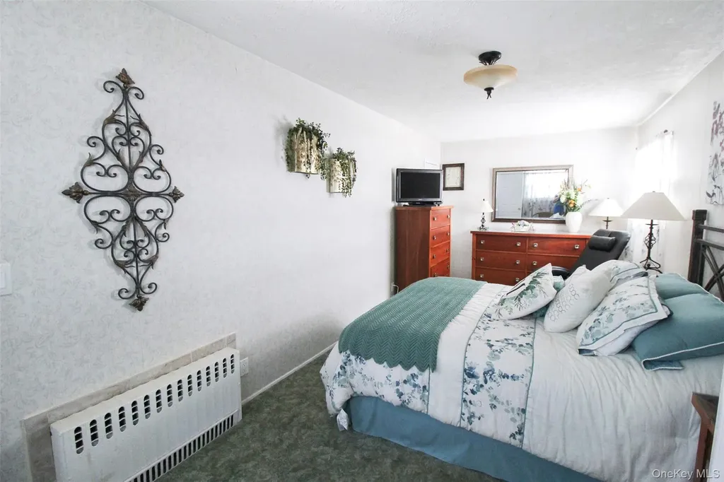3221 Giegerich Place Bronx NY 10465