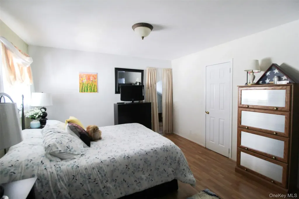 3221 Giegerich Place Bronx NY 10465