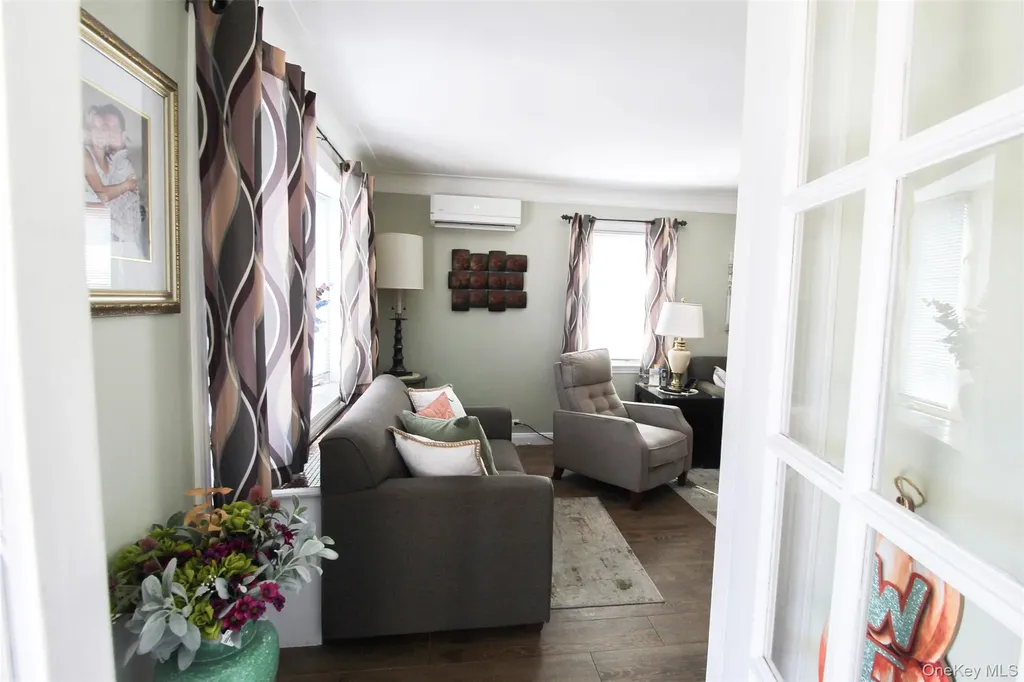 3221 Giegerich Place Bronx NY 10465