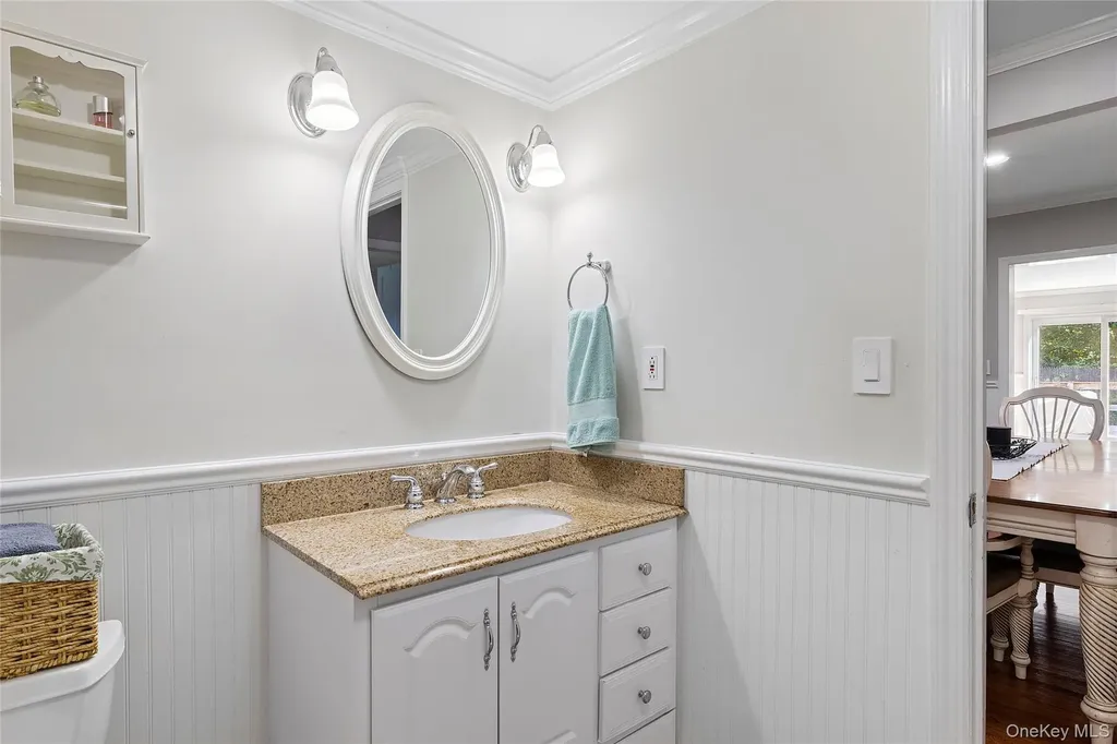 190A Wakeman Road Hampton Bays NY 11946