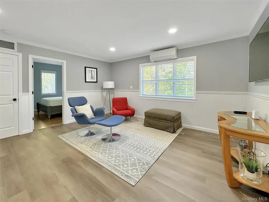 190A Wakeman Road Hampton Bays NY 11946