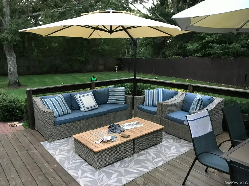 190A Wakeman Road Hampton Bays NY 11946