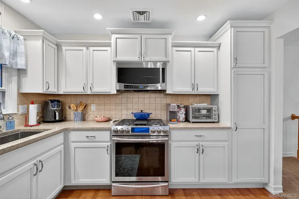 30 Highland Avenue Warwick NY 10990