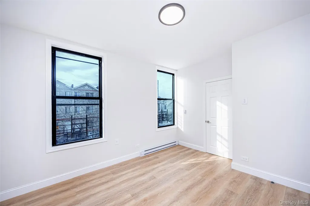 2064 Bathgate Avenue Bronx NY 10457