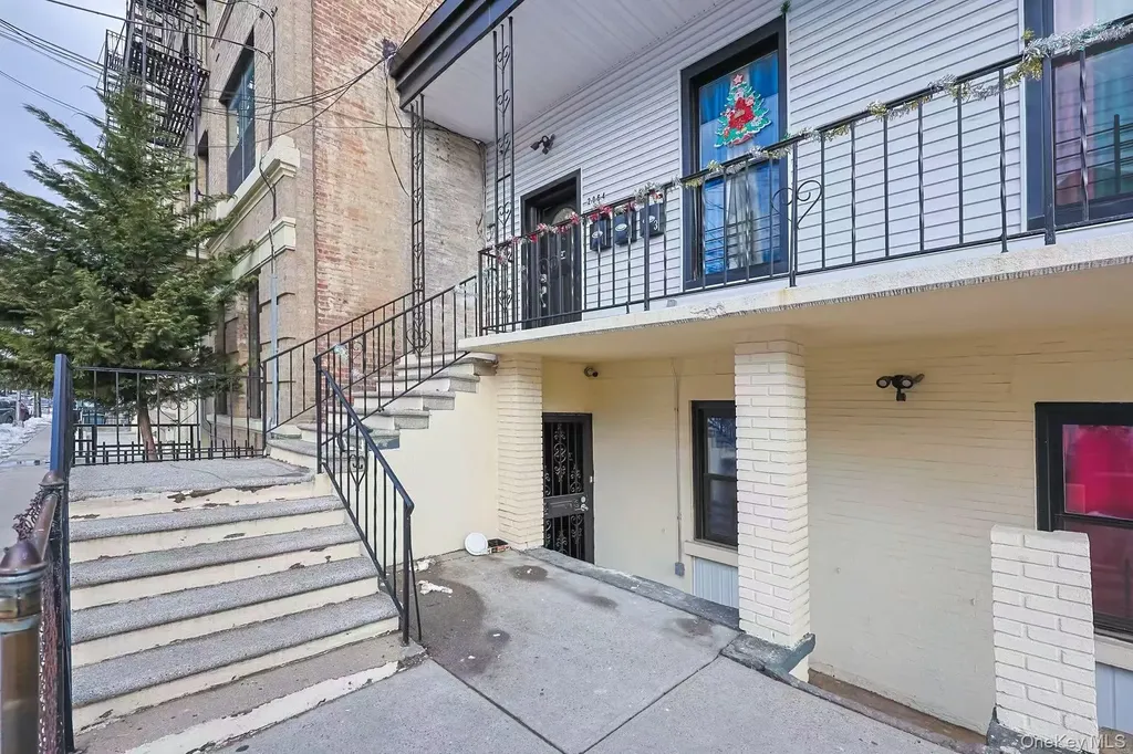 2064 Bathgate Avenue Bronx NY 10457