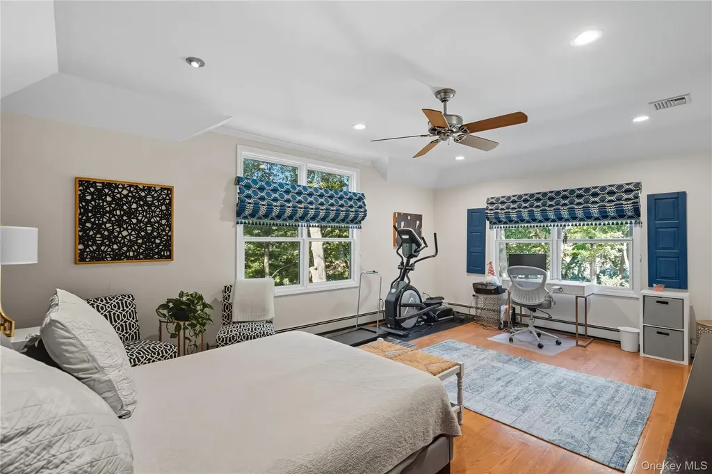 16 Pine Road Syosset NY 11791