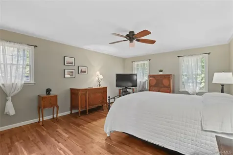 51 Brook Farm Road Bedford NY 10506