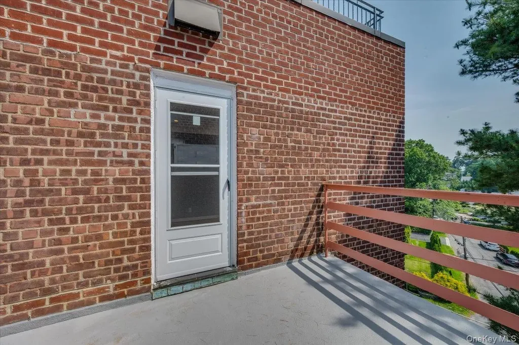 1111 Midland Avenue Bronxville NY 10708