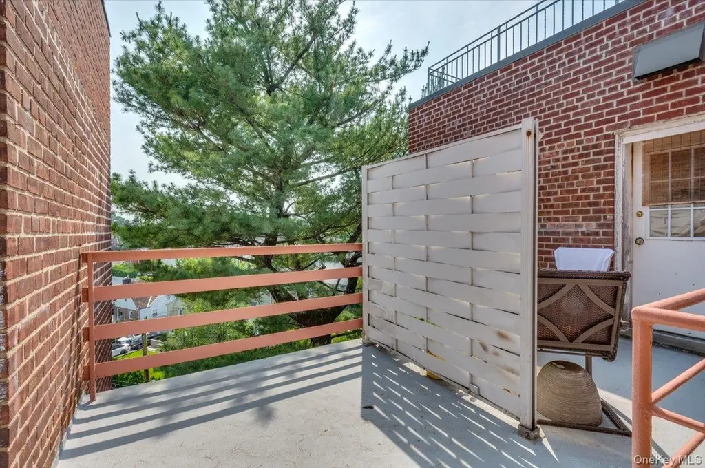1111 Midland Avenue Bronxville NY 10708