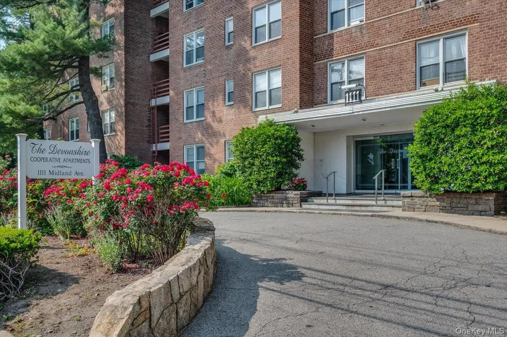1111 Midland Avenue Bronxville NY 10708