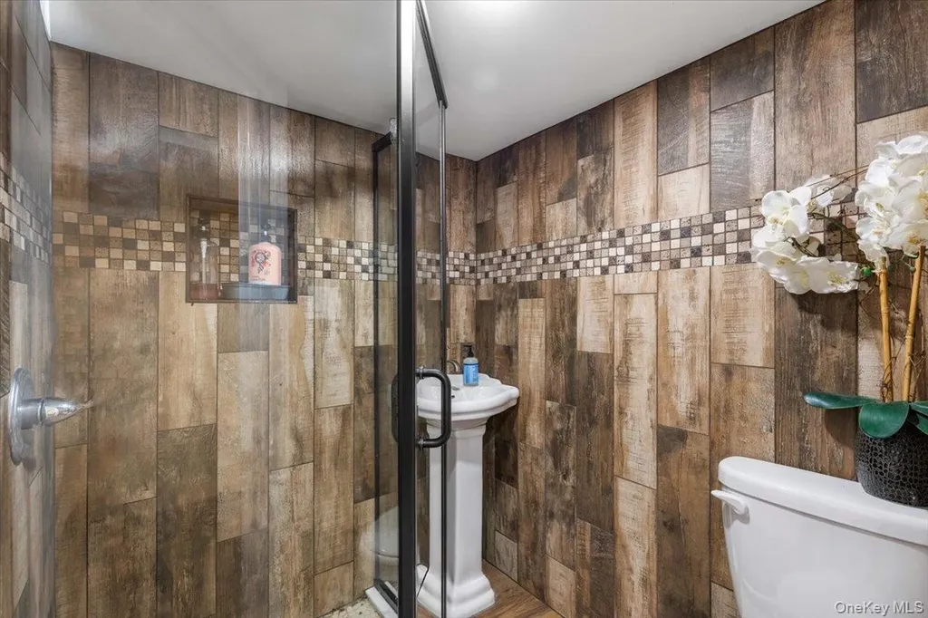 605 S 6th Avenue Mount Vernon NY 10550