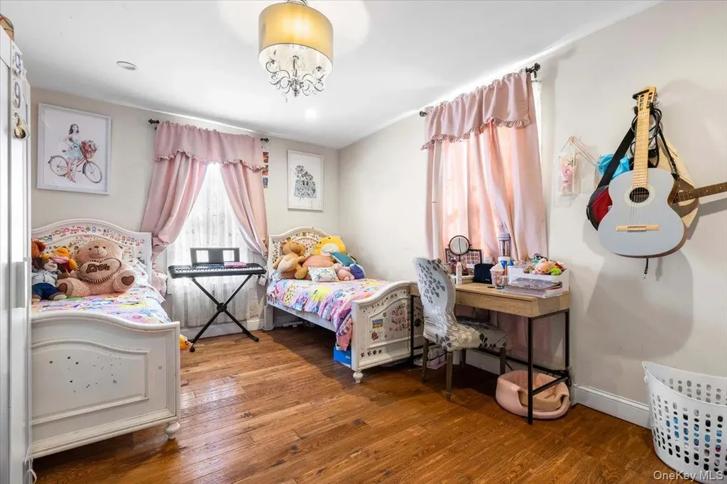 605 S 6th Avenue Mount Vernon NY 10550