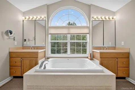 107 Stony Brook Road Fishkill NY 12524