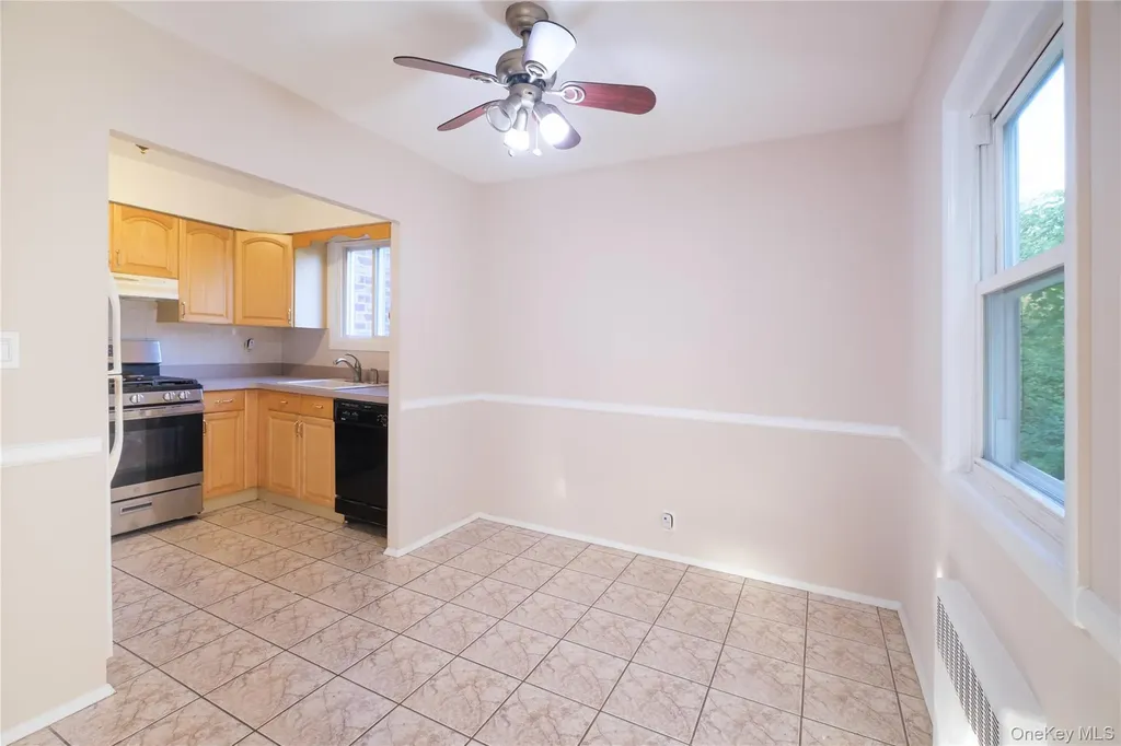 161 Stephenson Boulevard New Rochelle NY 10801