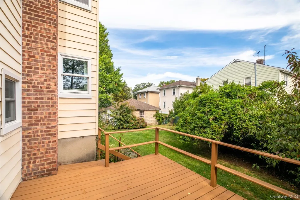 161 Stephenson Boulevard New Rochelle NY 10801