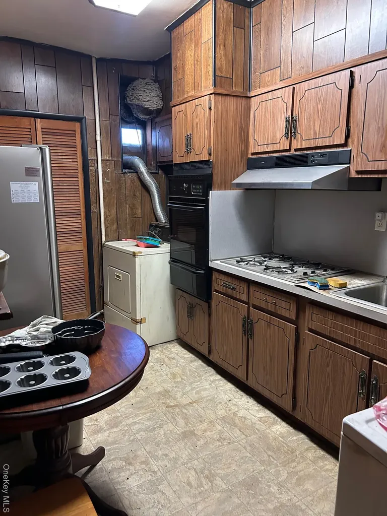 226 Kings Highway Brooklyn NY 11223