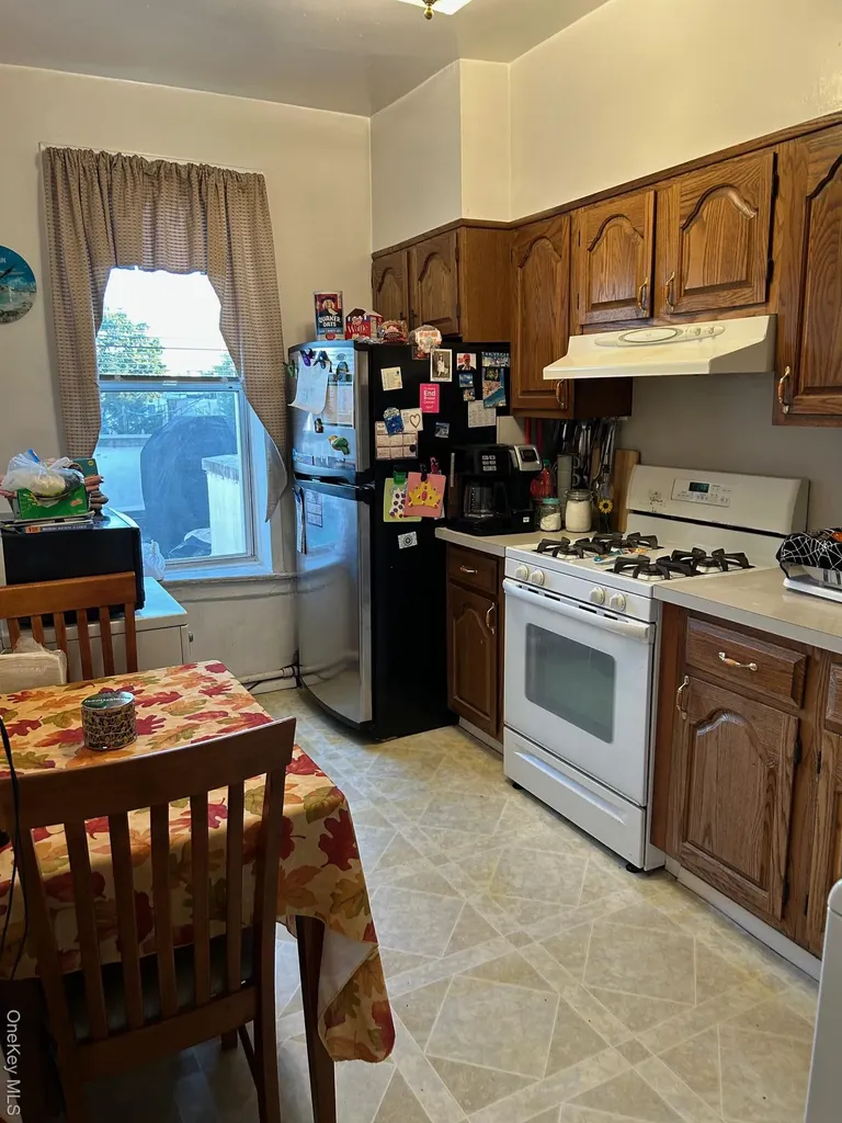 226 Kings Highway Brooklyn NY 11223