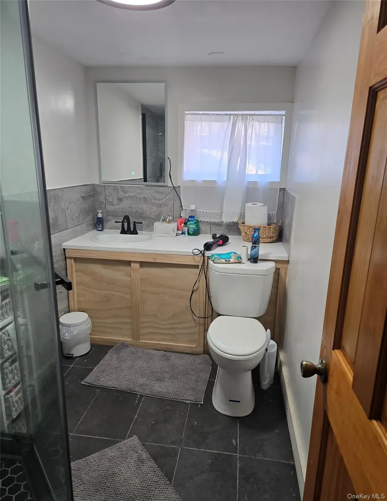 2348 Turnbull Avenue Bronx NY 10473