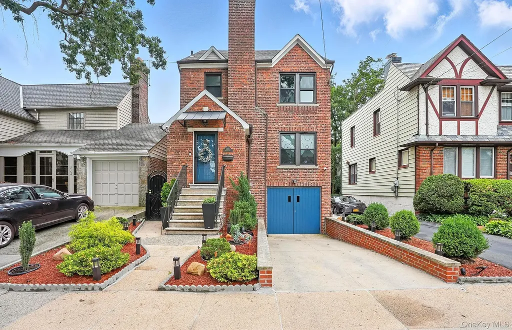 1260 Rhinelander Avenue Bronx NY 10461