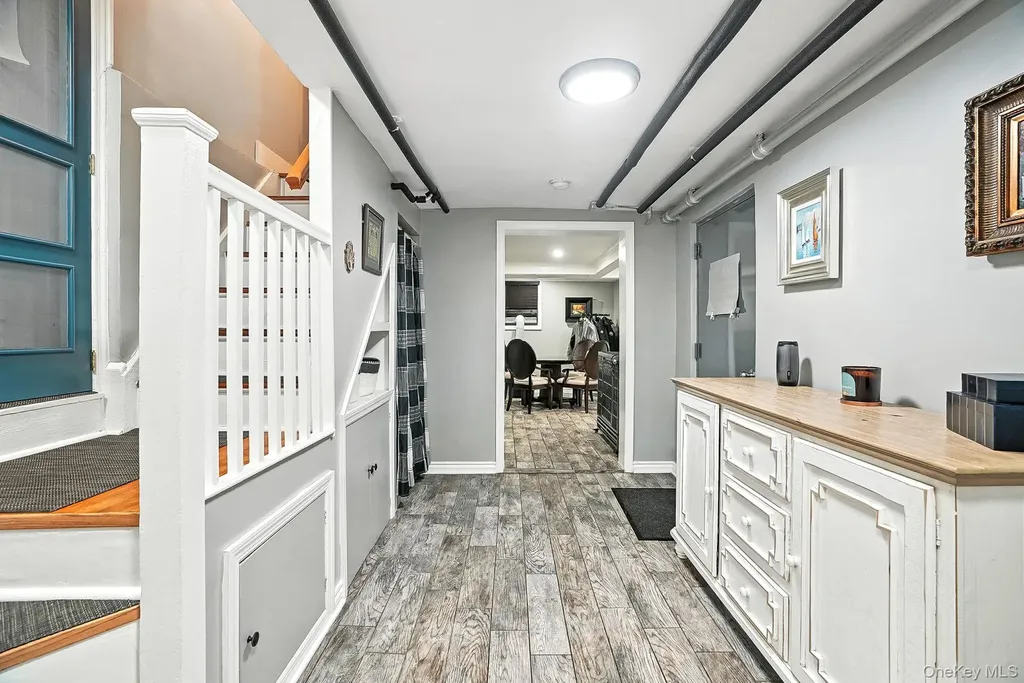 1260 Rhinelander Avenue Bronx NY 10461