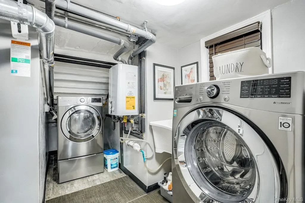 1260 Rhinelander Avenue Bronx NY 10461