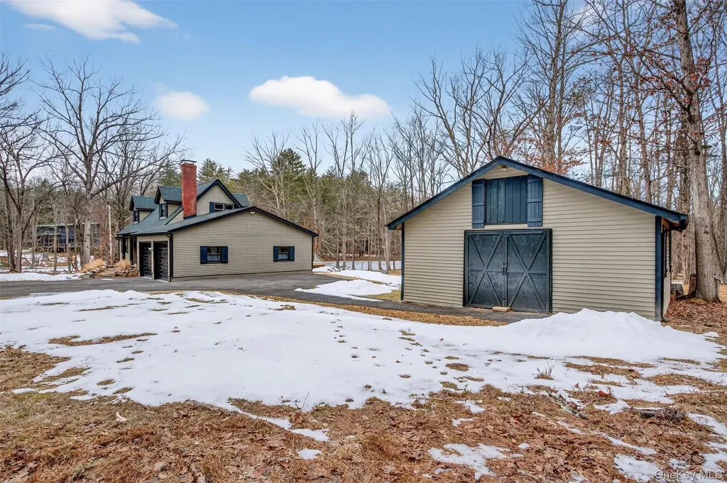 55 Ginger Road High Falls NY 12440