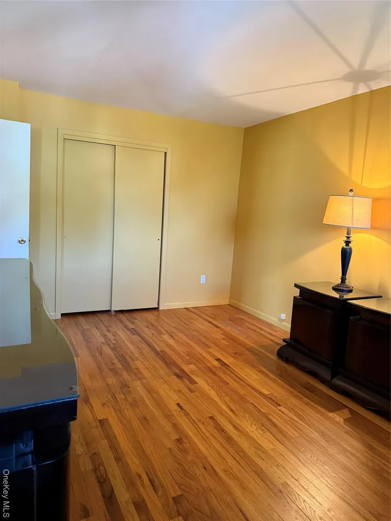 6 Regina Place Yonkers NY 10703