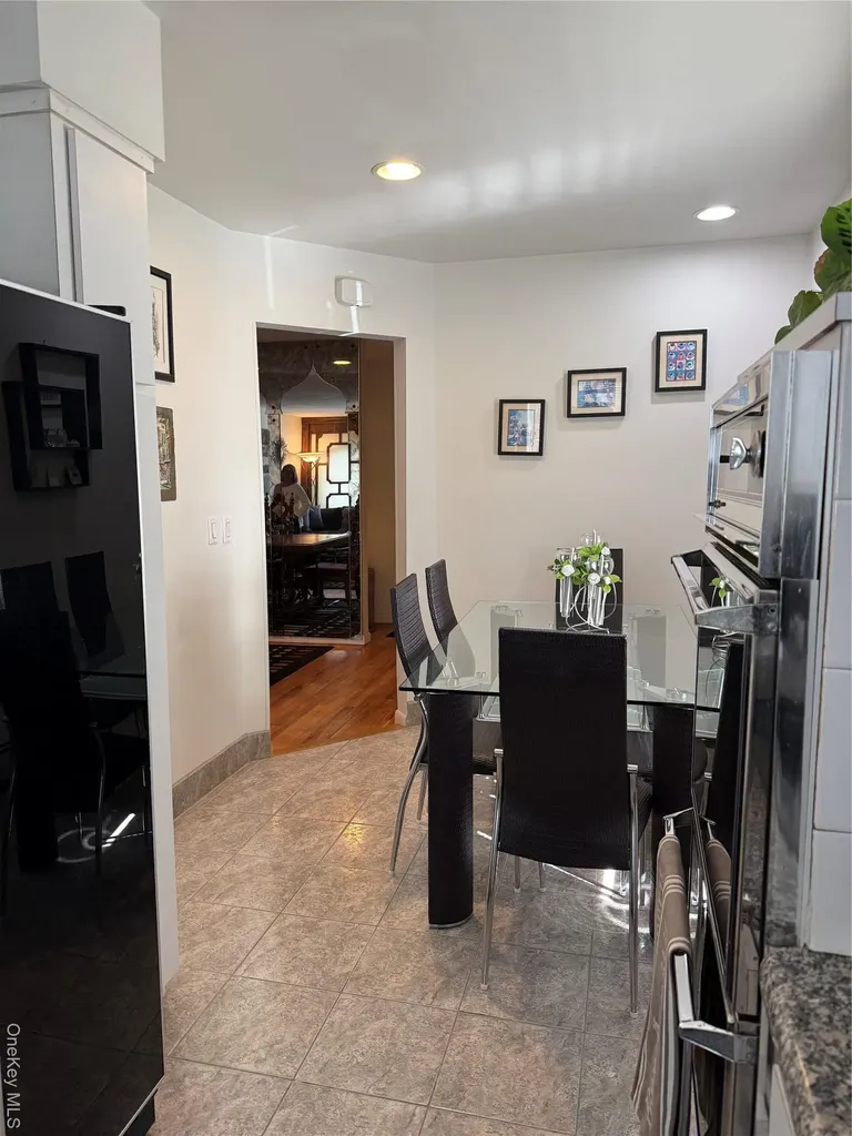 6 Regina Place Yonkers NY 10703