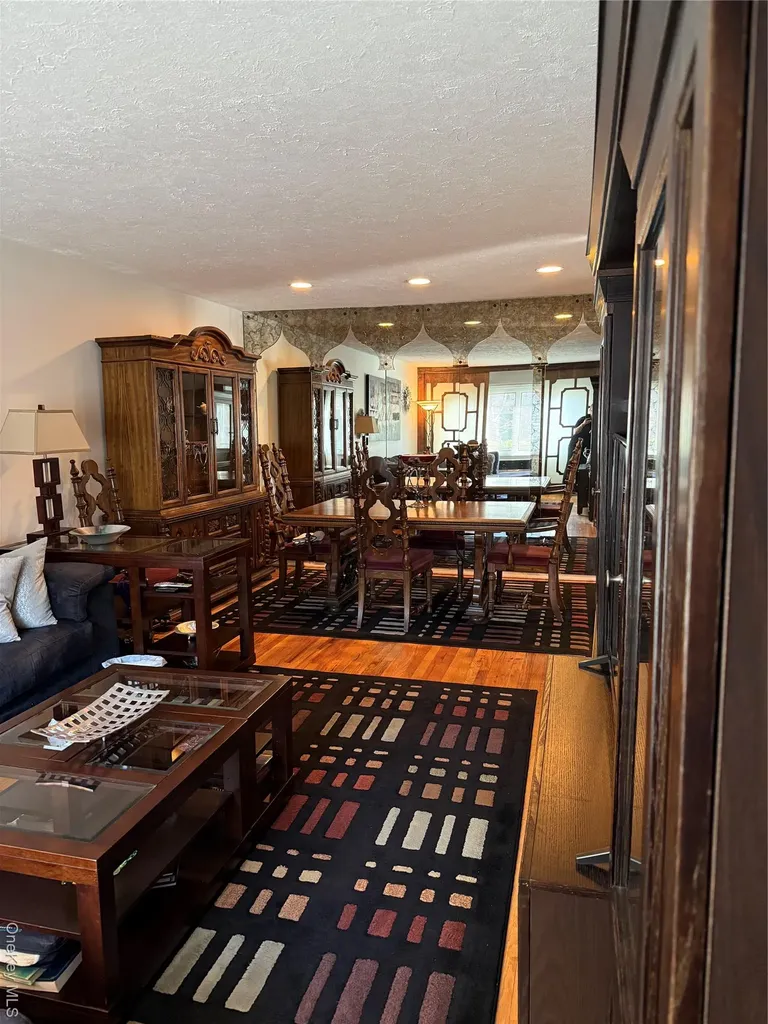 6 Regina Place Yonkers NY 10703