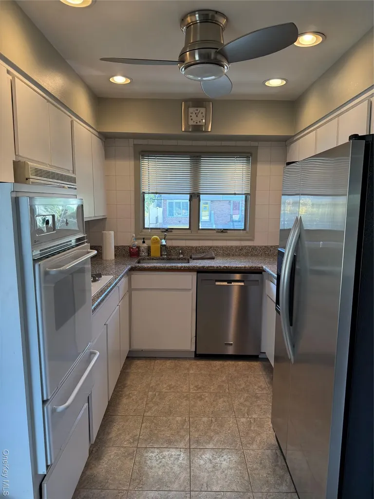 6 Regina Place Yonkers NY 10703