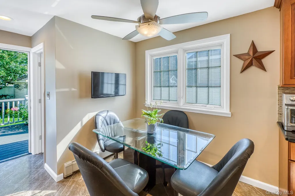 2531 Mount Avenue Oceanside NY 11572
