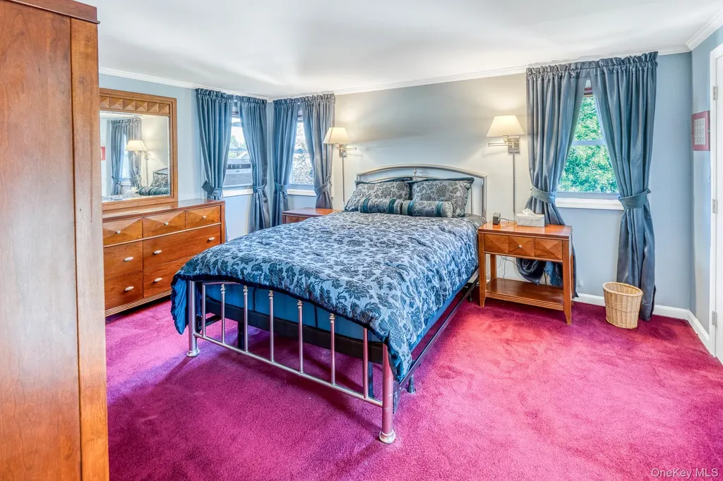 2531 Mount Avenue Oceanside NY 11572