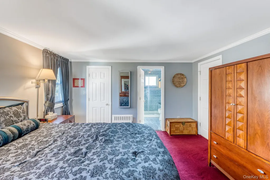 2531 Mount Avenue Oceanside NY 11572