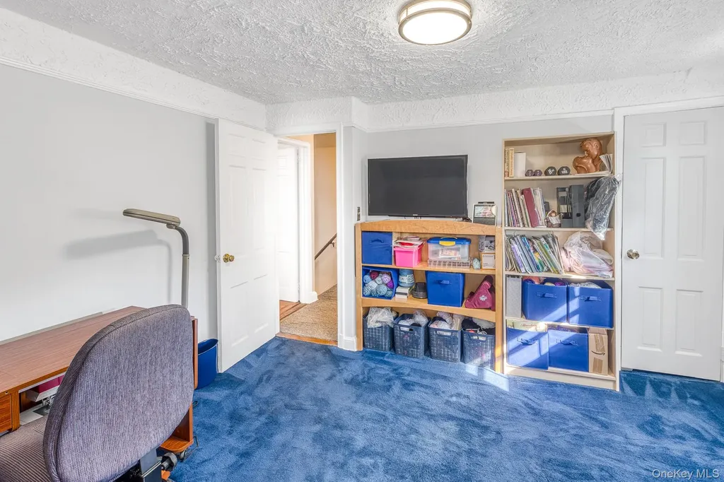 2531 Mount Avenue Oceanside NY 11572
