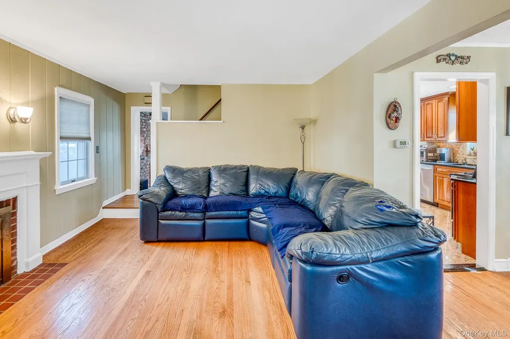 2531 Mount Avenue Oceanside NY 11572