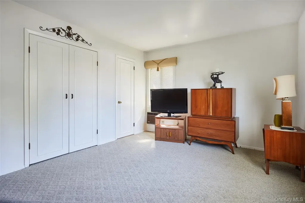 3373 Lawrence Avenue Oceanside NY 11572