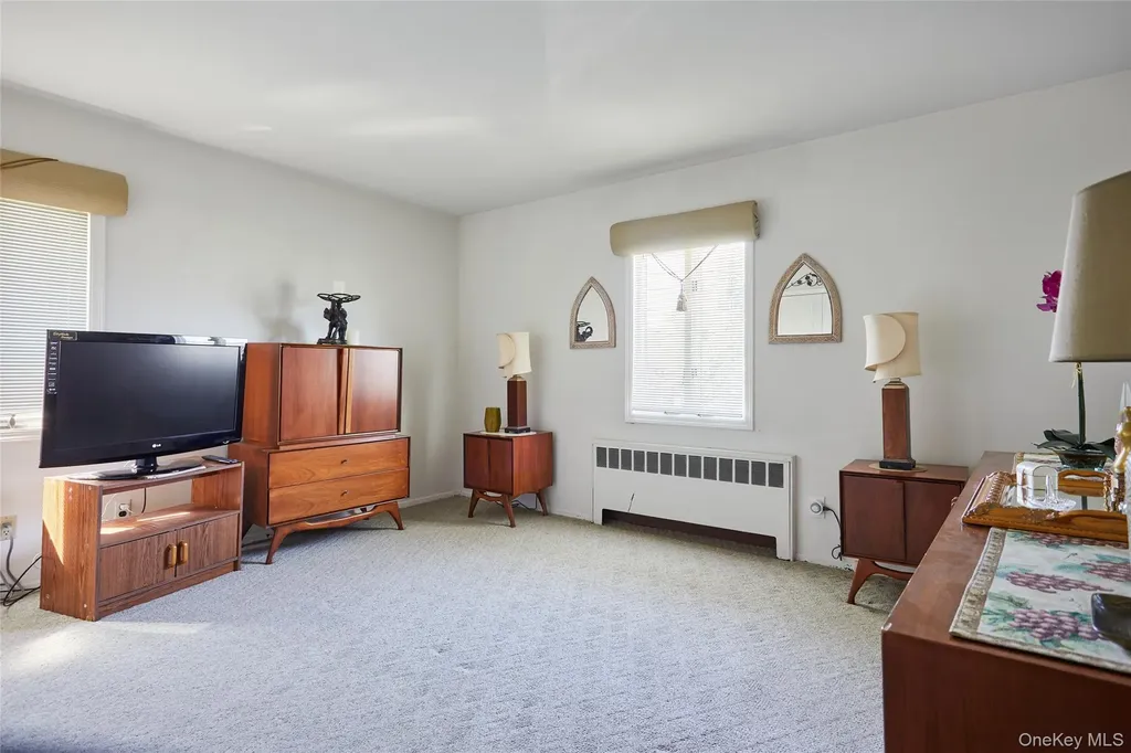 3373 Lawrence Avenue Oceanside NY 11572