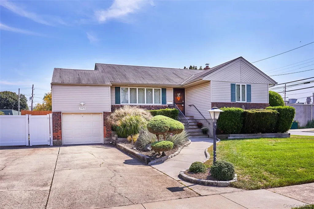 3373 Lawrence Avenue Oceanside NY 11572